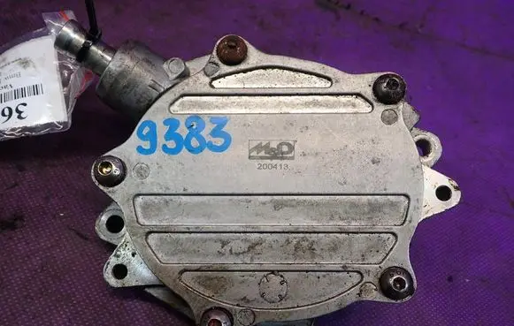 BMW X3 E83 Vacuum pump