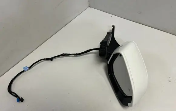 Front door electric wing mirror