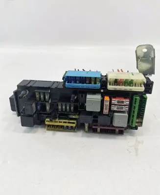 Mercedes-Benz C W204 Fuse box set 2049005601