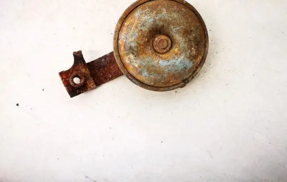 Nissan Terrano Horn signal e9011163