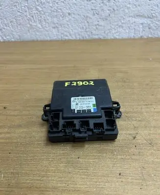 Mercedes-Benz A W169 Other devices A1698207526 05072362