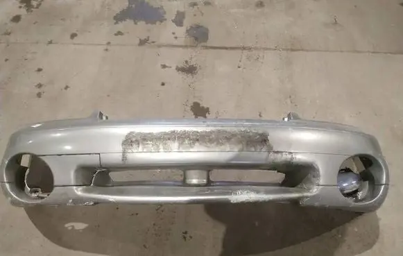 Subaru Legacy Front bumper rudas