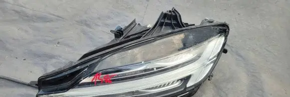 Volvo V60 Headlight/headlamp