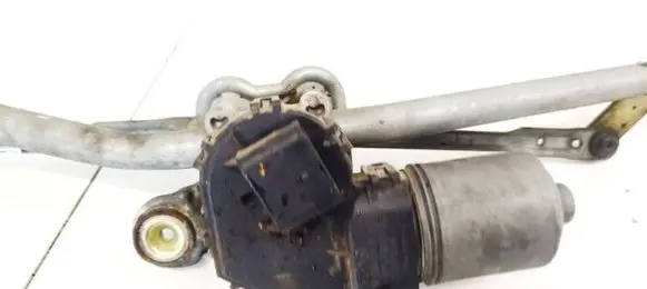 Ford Mondeo Mk III Wiper motor 1S7117508AD 0390241702