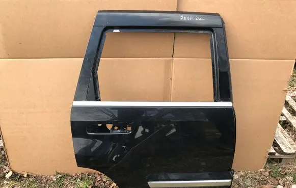 Jeep Grand Cherokee (WK) Rear door
