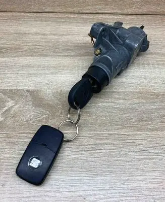 Volkswagen Transporter - Caravelle T5 Ignition lock 4B0905851C 4B0905849 WITHKEY