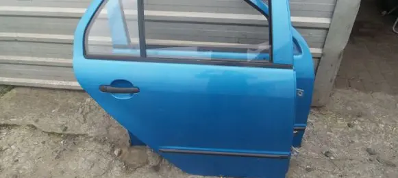 Ford Focus Rear door 9470