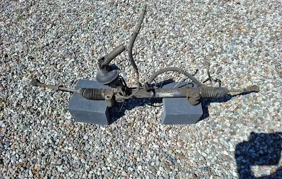 Opel Zafira B Steering rack