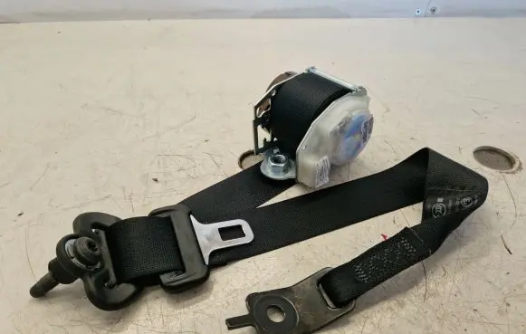 Jeep Grand Cherokee Rear seatbelt 5ME41DX9AA