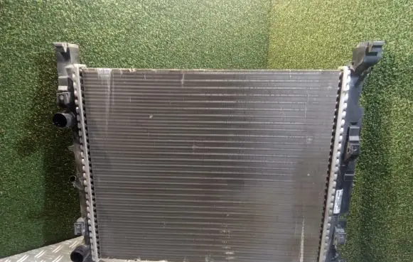 Mercedes-Benz Citan W415 Coolant radiator 8200455801 K7439009 0062167