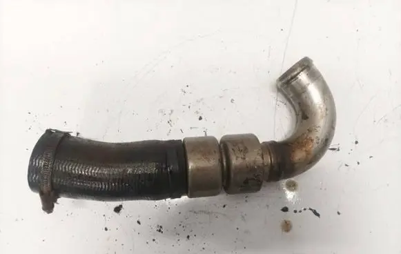 Air intake hose/pipe