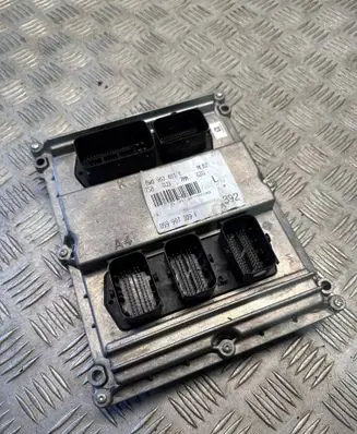 Audi A4 S4 B9 Engine control unit/module 8W0907401E