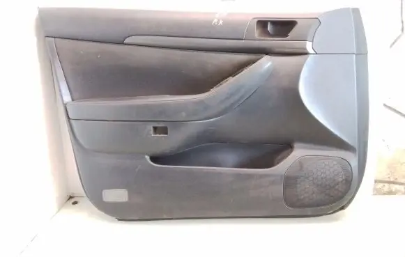 Toyota Avensis T250 Front door card panel trim