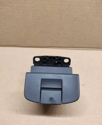 Renault Espace - Grand espace IV Hand parking brake switch 8200048590