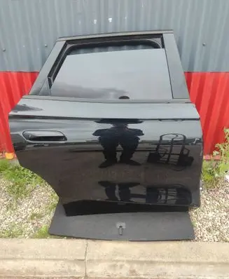 Volkswagen ID.7 Rear door