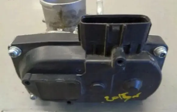 Mitsubishi Space Star Throttle valve