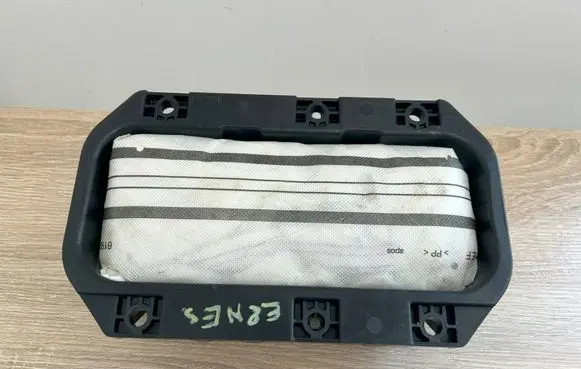 Ford Grand C-MAX Passenger airbag AM51R042B84AD 610132600D 103070761