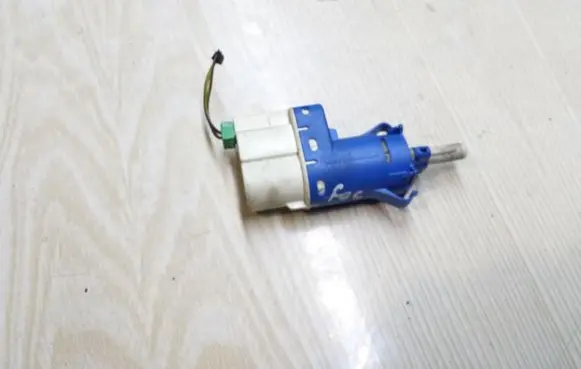 Ford Focus Brake pedal sensor switch 3M5T9C872AC