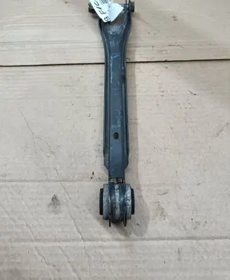 Mercedes-Benz C W205 Rear control arm A2043521205