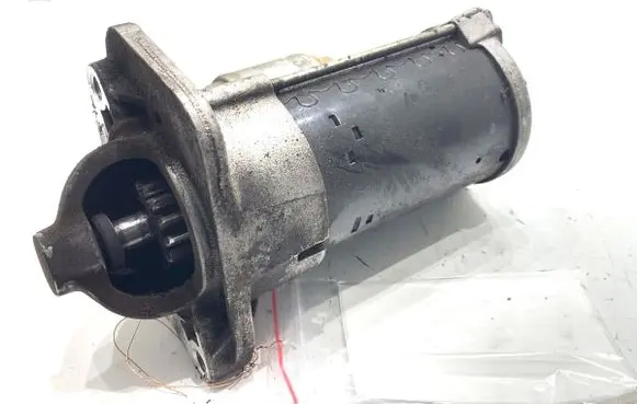 Renault Clio IV Starter motor 233007689R
