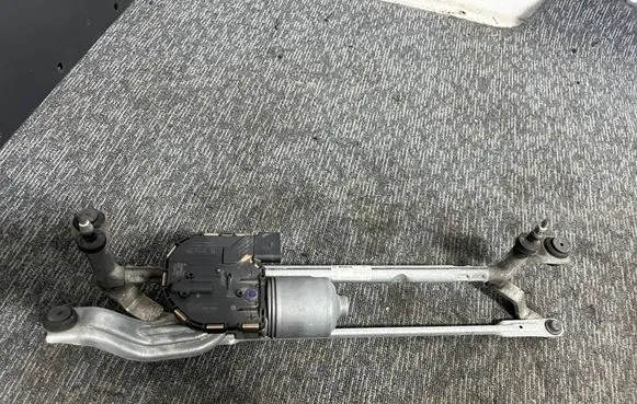 Volkswagen Golf VII Front wiper linkage and motor 5G1955119A 1397220692