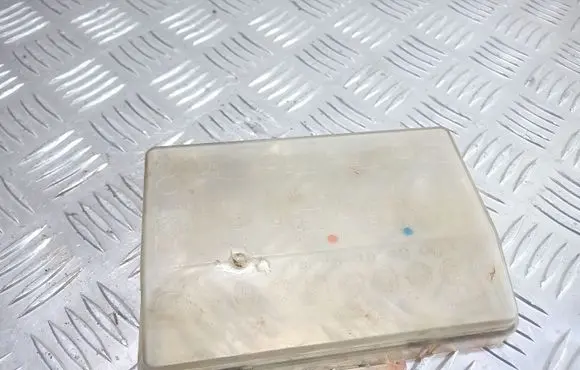 Ford Granada Fuse box cover
