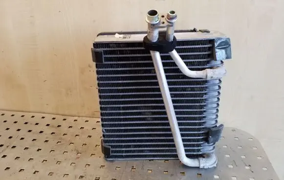 Air conditioning (A/C) radiator (interior)