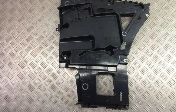 BMW X3 G01 Bumper support mounting bracket corner 7400668