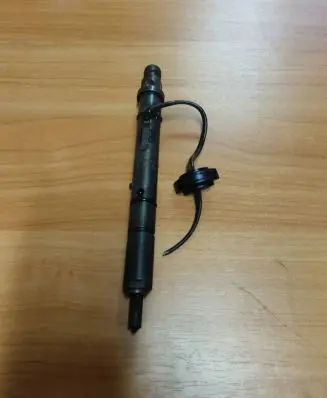 Audi A4 S4 B7 8E 8H Fuel injector 059130202E 9443213380