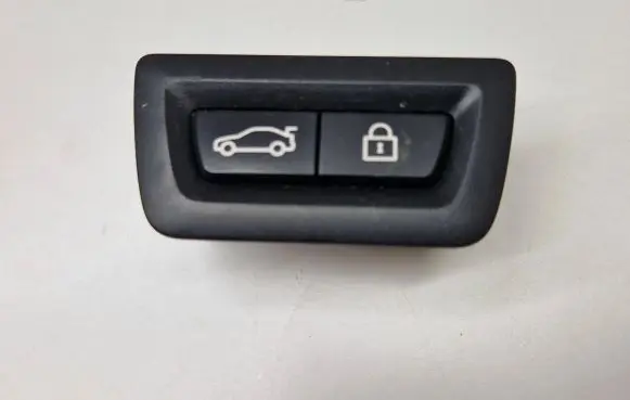 BMW X5 F15 Tailgate/boot open switch button 9275121