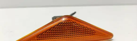 Ford Mondeo Mk III Front fender indicator light 1S7113K309AC