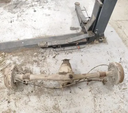 Rear axle beam