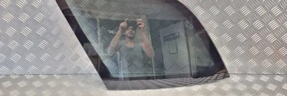 Mercedes-Benz ML W163 Rear side window 43R002444 A1636701012 A006450