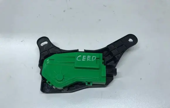 KIA Ceed Fuel tank cap lock 