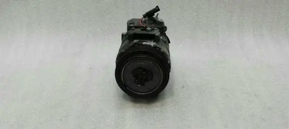 Mercedes-Benz CLS C219 Air conditioning (A/C) compressor (pump) A0022300711