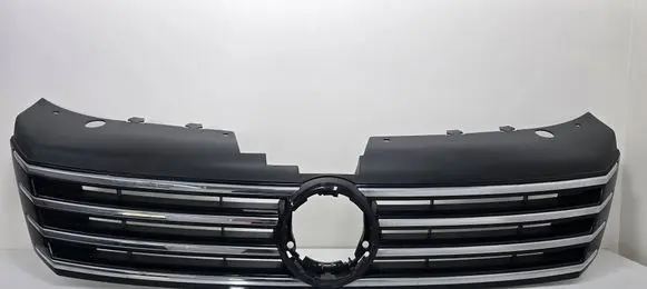 Volkswagen PASSAT B7 Front bumper upper radiator grill 3AA853653