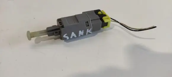 Clutch pedal sensor