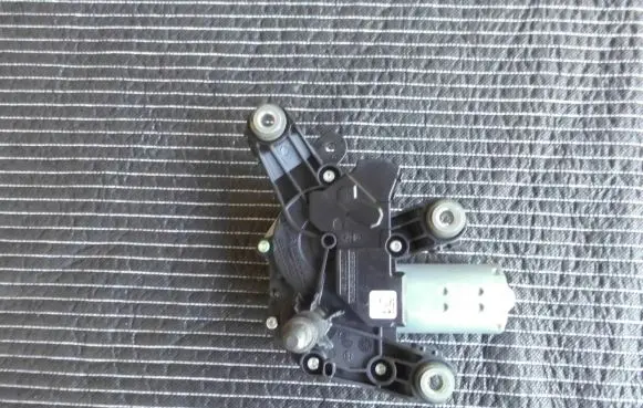 Dacia Sandero Rear window wiper motor 287100787R