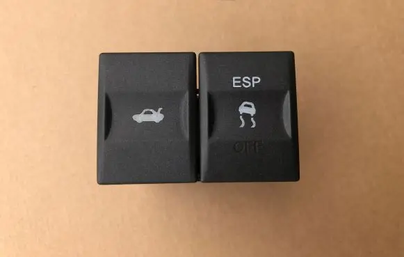 Ford Mondeo Mk III A set of switches 