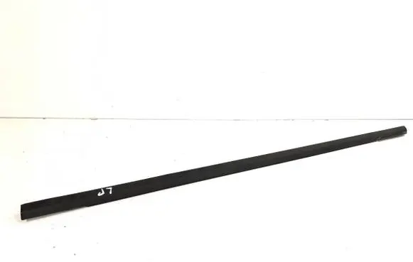 Ford Focus Front door windshield rail 