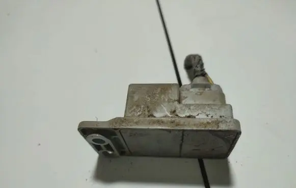 Sensor