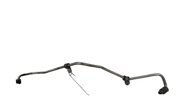 Volkswagen PASSAT B6 Fuel injector supply line/pipe 