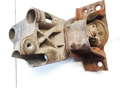 Nissan Note (E11) Engine mount bracket 038120