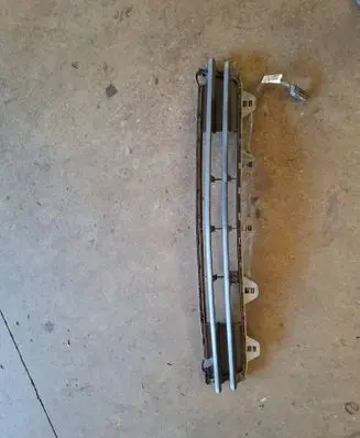 Opel Meriva A Front bumper lower grill 93321761 633484266