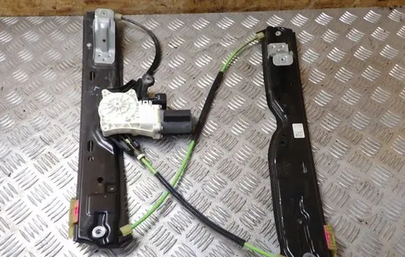 Jaguar F-Pace Rear door window regulator with motor 