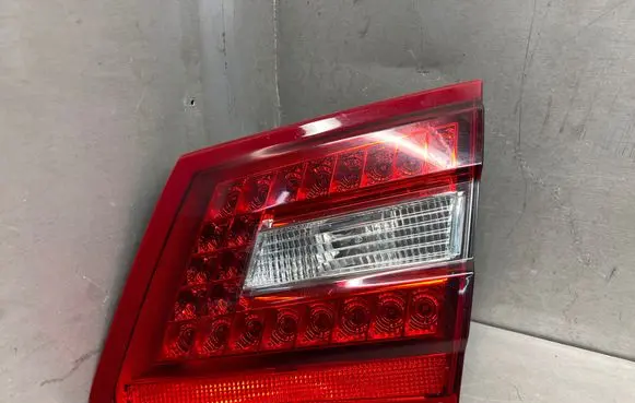 Mercedes-Benz E W212 Tailgate rear/tail lights A055364