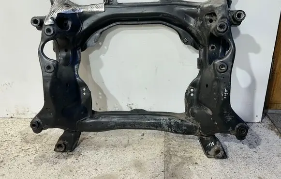 Mercedes-Benz GLK (X204) Front subframe A2046280457