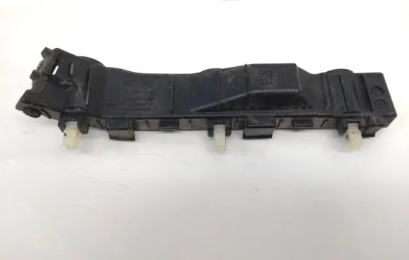 KIA Rio Front bumper mounting bracket 865161W200