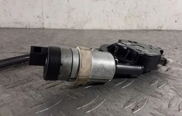 Porsche Cayenne (9PA) Seat adjustment motor 28026000