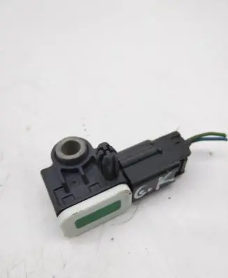 Volvo V60 Airbag deployment crash/impact sensor